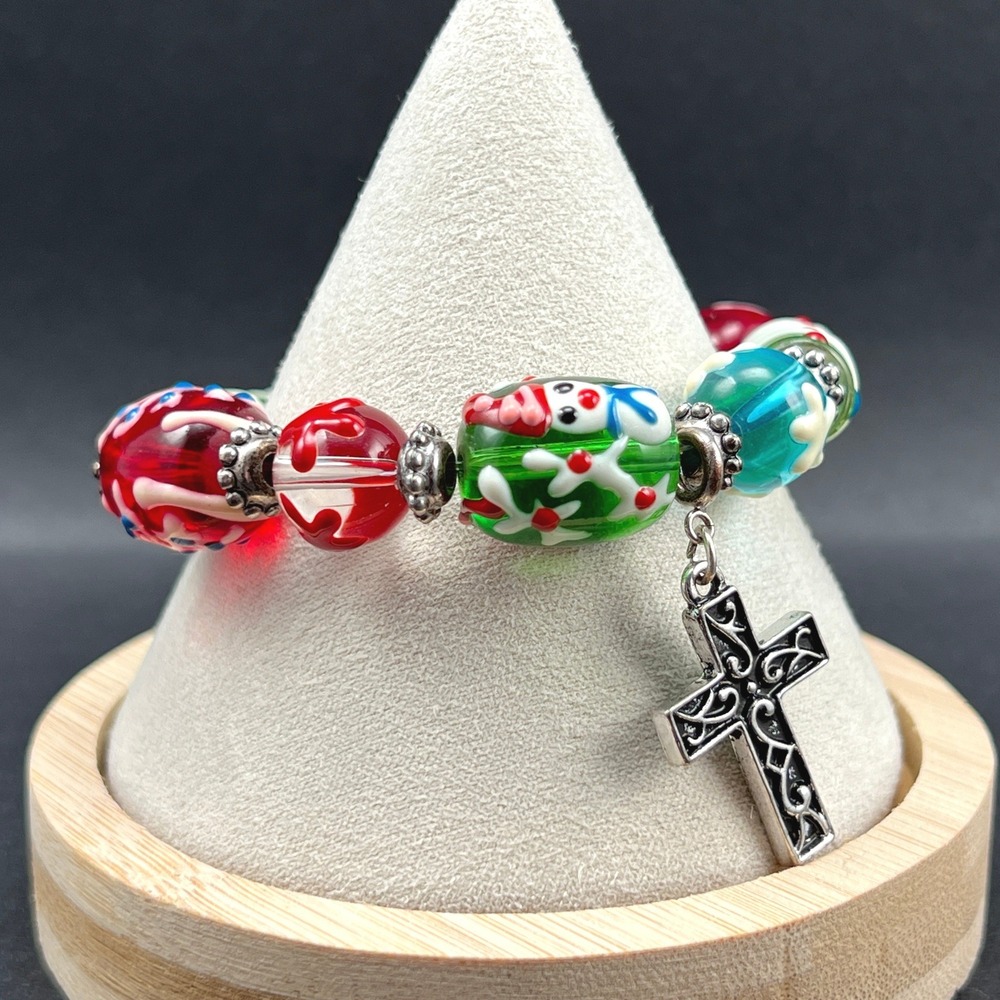 Christmas Beaded Bracelet Lampwork Glass Cross Charm Stretch Holiday